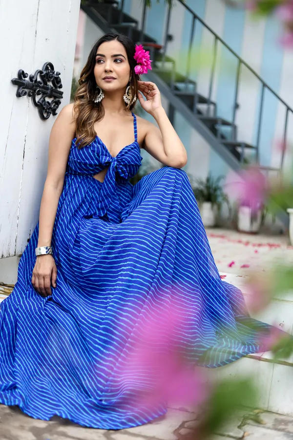Blue_Embroidery__Regular_Fit_Solid_Georgette_Anarkali_For_Women