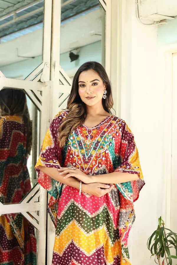 Chinnon_Regular_Fit_Solid_Kaftan_And_Pant_Set_For_WomenChinnon_Regular_Fit_Solid_Kaftan_And_Pant_Set_For_Women