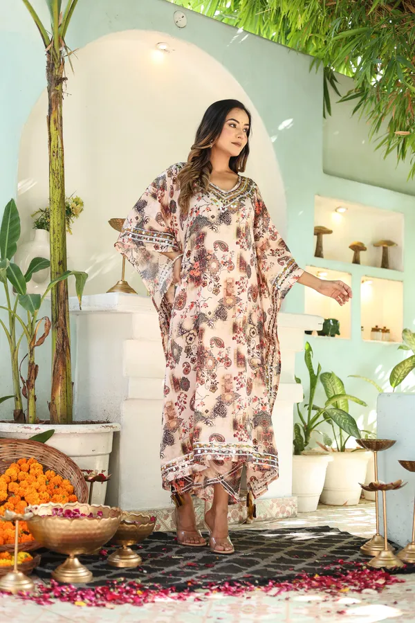 Chinnon_Regular_Fit_Solid_Kaftan_And_Pant_Set_For_WomenChinnon_Regular_Fit_Solid_Kaftan_And_Pant_Set_For_Women