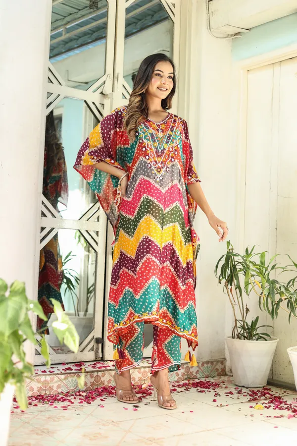 Chinnon_Regular_Fit_Solid_Kaftan_And_Pant_Set_For_WomenChinnon_Regular_Fit_Solid_Kaftan_And_Pant_Set_For_Women