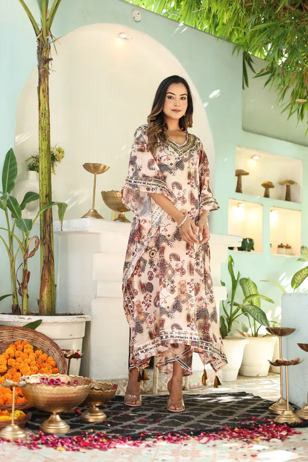 Chinnon_Regular_Fit_Solid_Kaftan_And_Pant_Set_For_WomenChinnon_Regular_Fit_Solid_Kaftan_And_Pant_Set_For_Women
