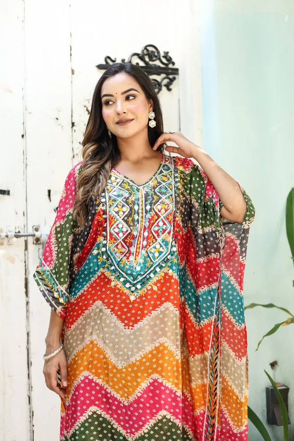 Chinnon_Regular_Fit_Solid_Kaftan_And_Pant_Set_For_WomenChinnon_Regular_Fit_Solid_Kaftan_And_Pant_Set_For_Women