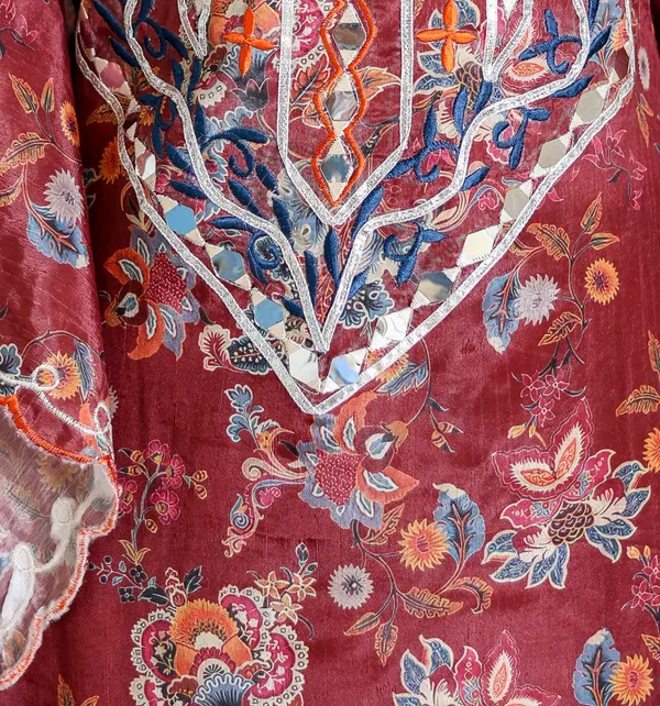Maroon_Chinnon_Regular_Fit_Solid_Kaftan_And_Pant_Set_For_Women
