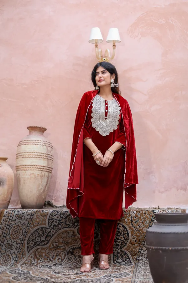 Maroon_Premium_Velvet_Suit_Set_For_Women