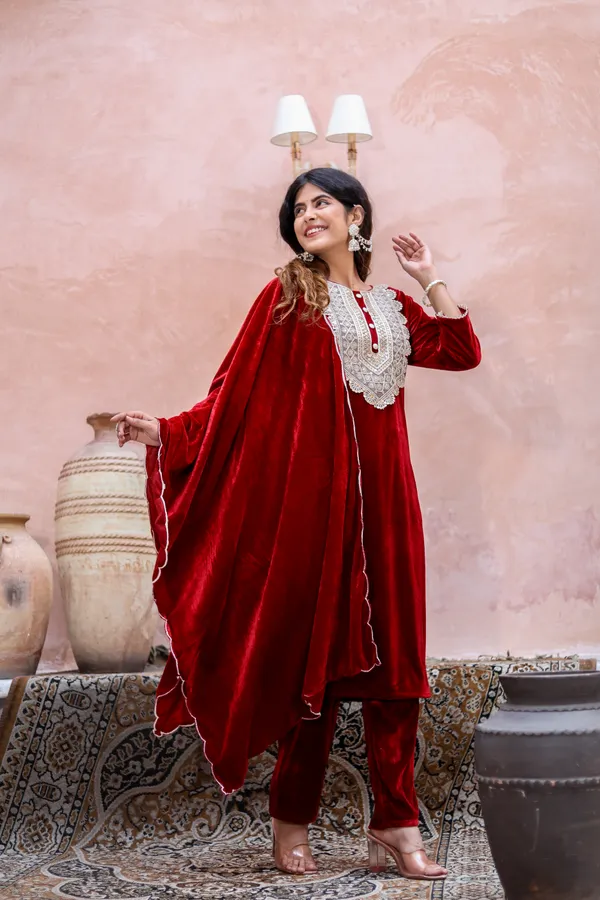 Maroon_Premium_Velvet_Suit_Set_For_Women