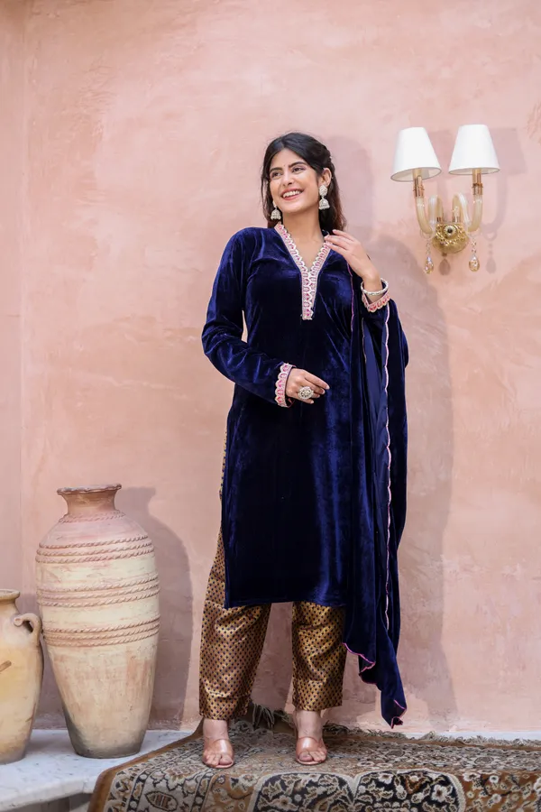 Dark_Blue_Lace_Work_Premium_Velvet_Suit_Set_For_Women