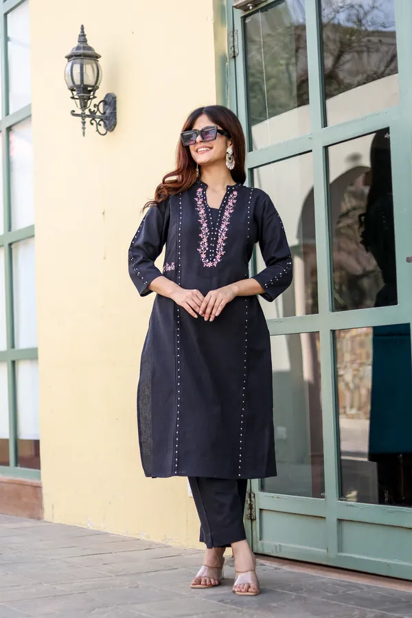 Black_embroidery_work_kurta_and_pant_set