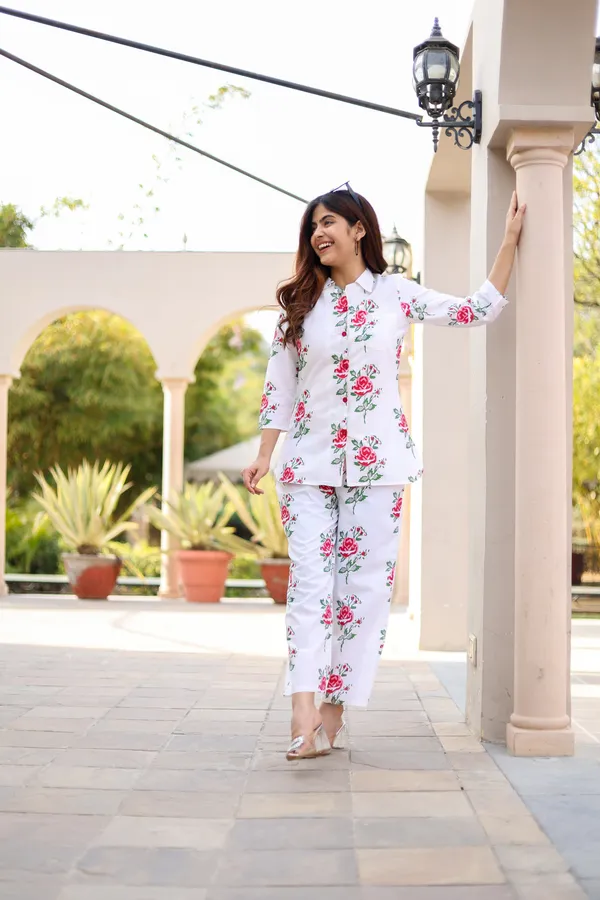 White_Cotton_Printed_Regular_Fit_Solid_Co-Ord_Set_For_Women