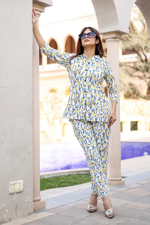 White_Cotton_Printed_Regular_Fit_Solid_Co-Ord_Sets_For_Women