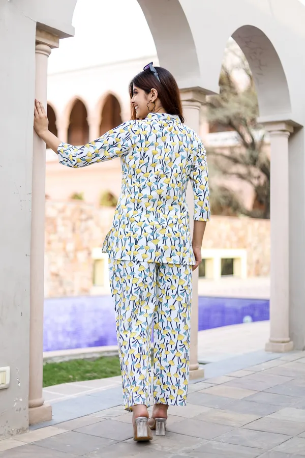 White_Cotton_Printed_Regular_Fit_Solid_Co-Ord_Sets_For_Women