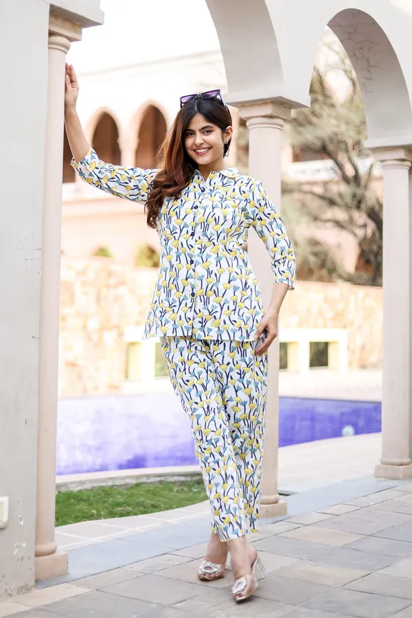 White_Cotton_Printed_Regular_Fit_Solid_Co-Ord_Sets_For_Women