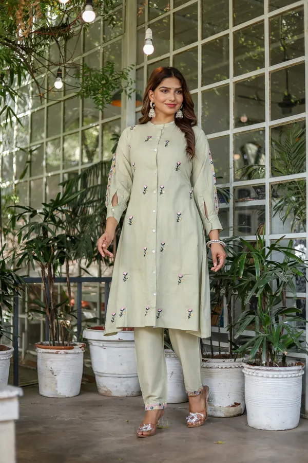 Grey_Embroidery_Work_Cotton_Kurta_or_Pant_Set