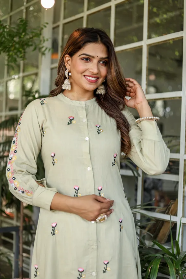 Grey_Embroidery_Work_Cotton_Kurta_or_Pant_Set