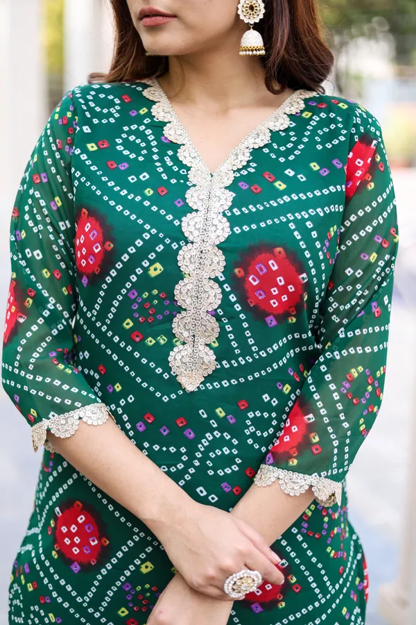 Green_Georgette_Regular_Fit_Solid_Kurta_And_Pant_Set_For_Women