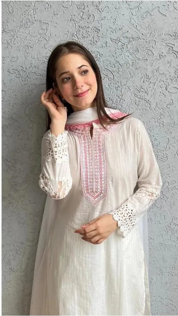 White_Lurex_Regular_Fit_Solid_Kurta,_Pant_And_Dupatta__Set_For_Women