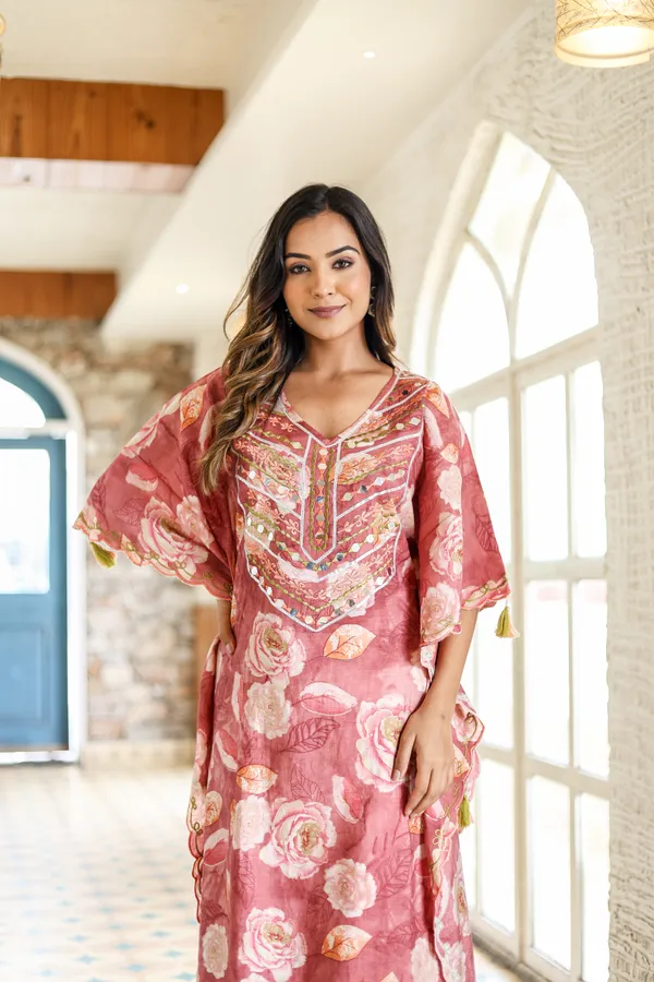 Red_Chinnon_Regular_Fit_Solid_Kaftan_And_Pant_Set_For_Women