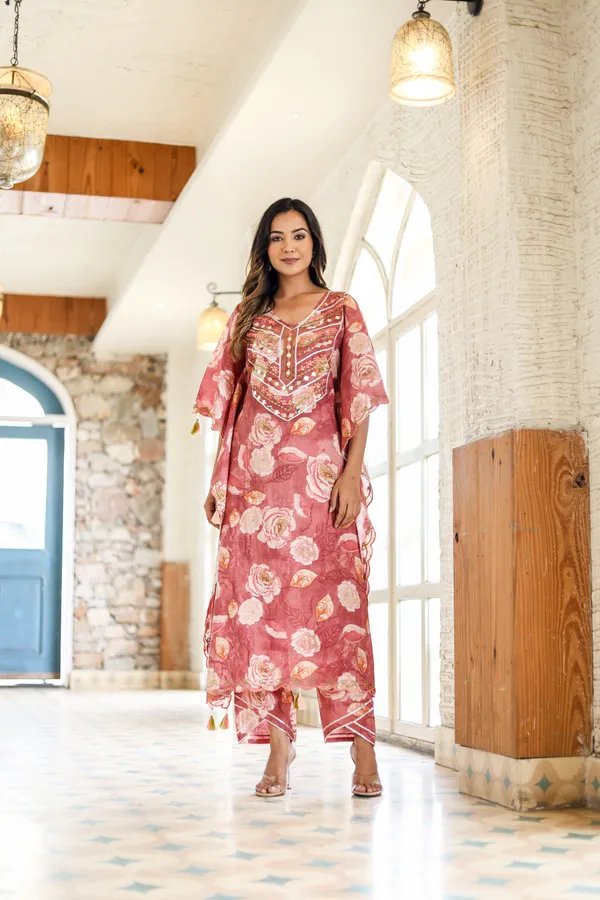Red_Chinnon_Regular_Fit_Solid_Kaftan_And_Pant_Set_For_Women