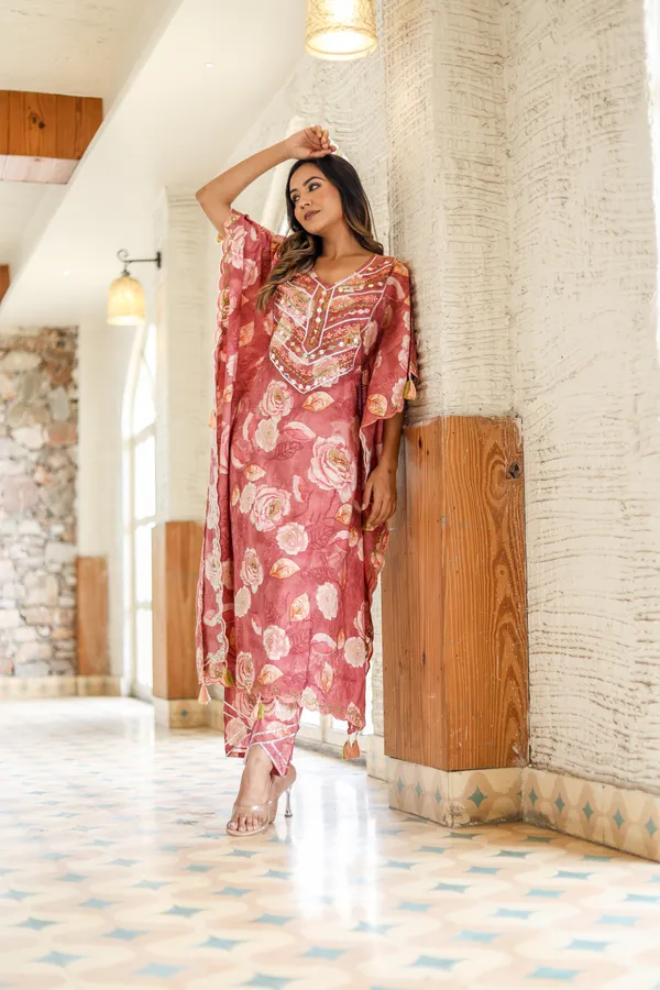 Red_Chinnon_Regular_Fit_Solid_Kaftan_And_Pant_Set_For_Women