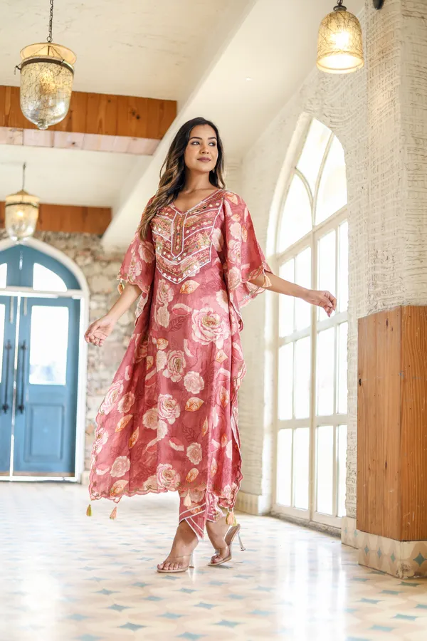 Red_Chinnon_Regular_Fit_Solid_Kaftan_And_Pant_Set_For_Women