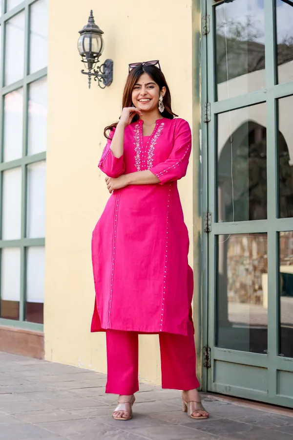Pink_Embroidery_work_kurta_and_pant_set