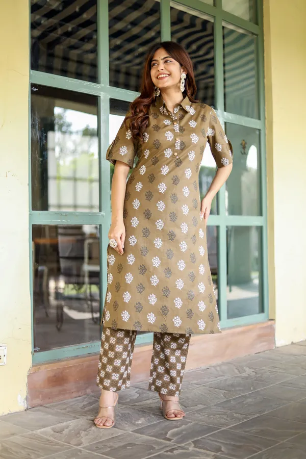 Grey_Cotton_Printed_Kurta_And_Pant
