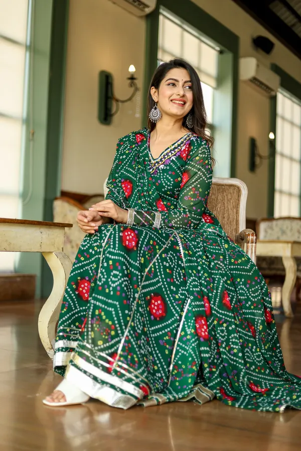 Green_Georgette_Embroidered_Anarkali_Set_For_Women