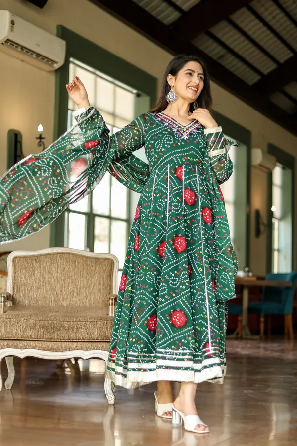 Green_Georgette_Embroidered_Anarkali_Set_For_Women