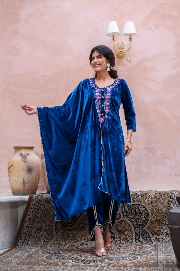 Blue_Embroidered_Neckline_Work_Premium_Velvet_Suit_Set_For_Women