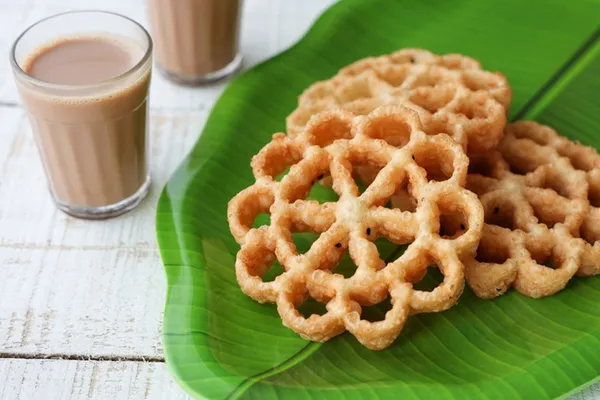 Black_Premium_Non_Stick_Acchu_Murukku_Tawa_For_Kitchen_Use