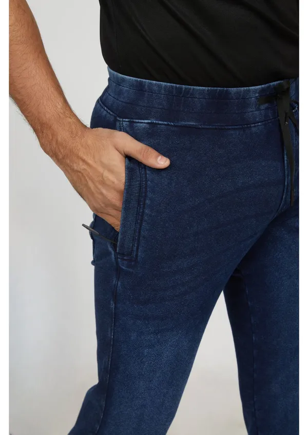 Indigo_Casual_Wear_Regular_Fit_Denim_Track_Pant_For_Men