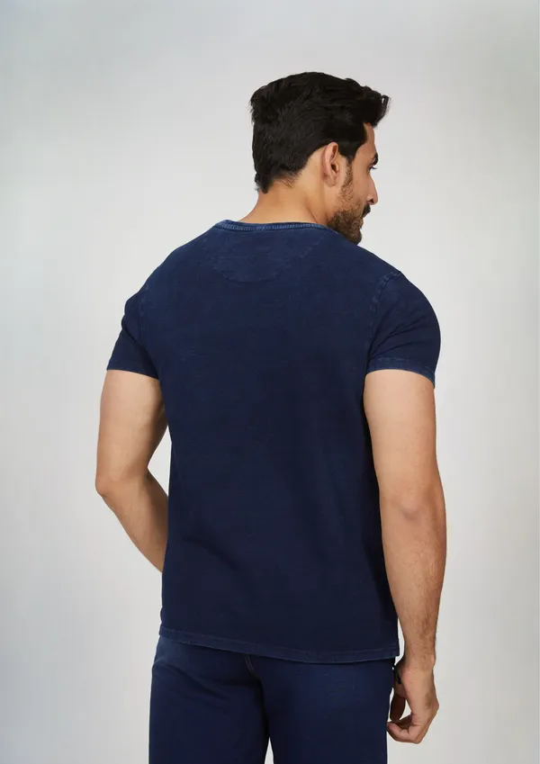Indigo_Casual_Regular_Fit_Denim_T-Shirt_For_Men
