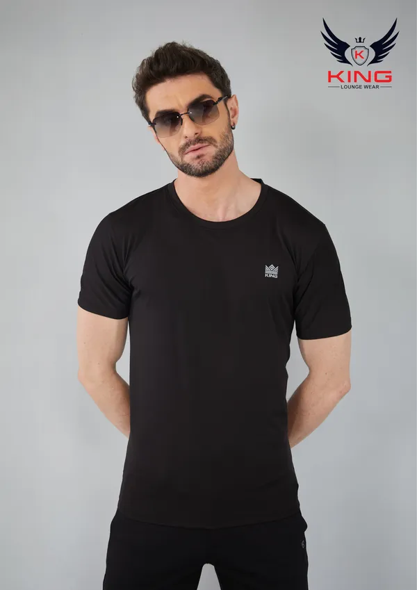 Black_Sports_Wear_Slim_Fit_Regular-Fit_T-Shirt_For_Men