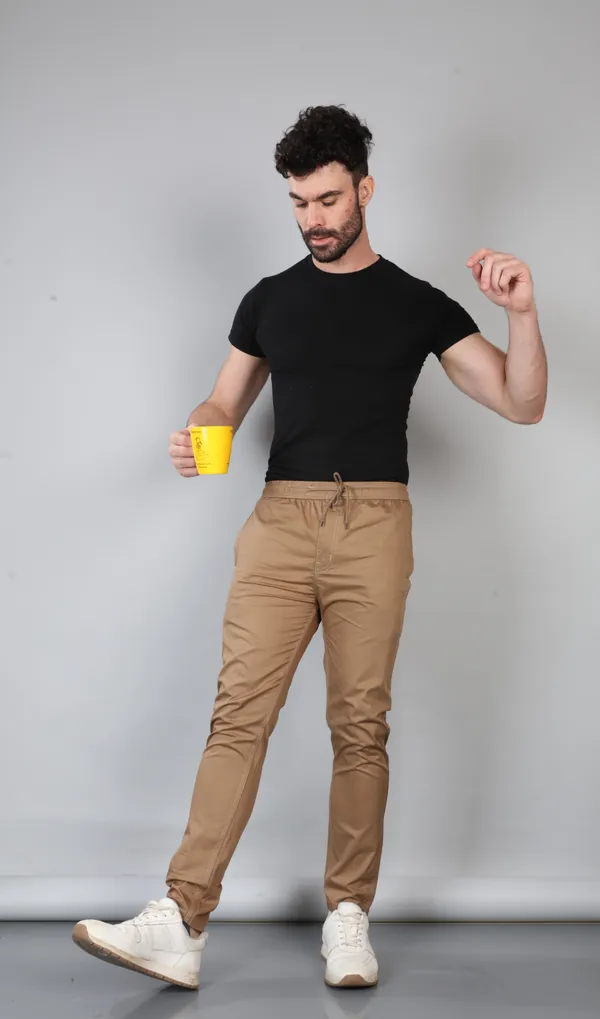 Khaki_Cotton_Comfortable_Casual_Wear_Regular_Fit_Textile_Cargo_Pants_for_Men