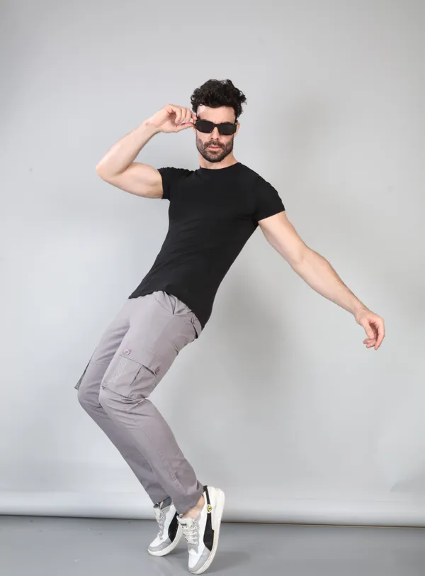 Grey_Cotton_Casual_Wear_Regular_Fit_Textile_Cargo_Pants_for_Men