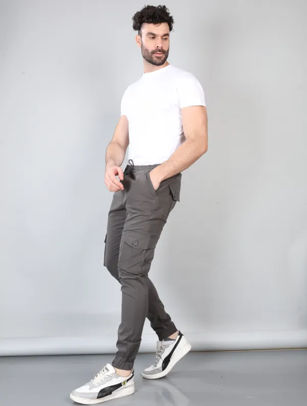 Dark_Grey_Cotton_Casual_Wear_Regular_Fit_Textile_Cargo_Pants_for_Men