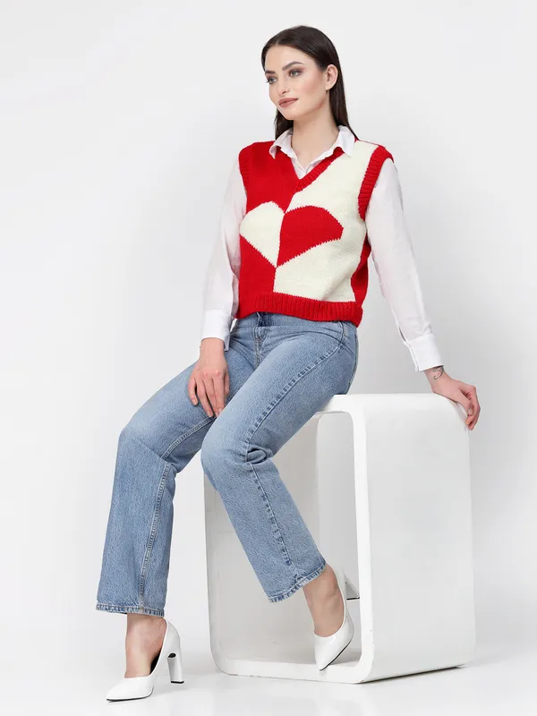 Red_Self_Design_V-Neck_Sleeveless_Ribbed_Hem_Sweater_For_Women