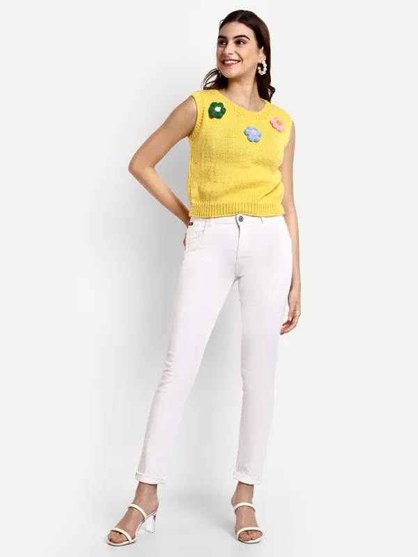 Yellow_Self_Design_Round_Neck_Sleeveless_Ribbed_Hem_Sweater_For_Women