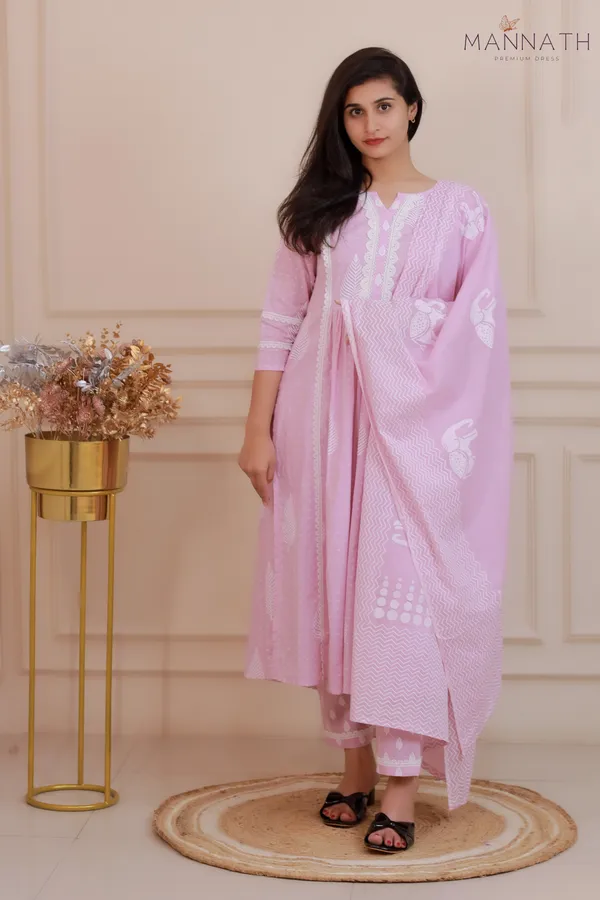 Pink_Pastel_3_Piece_Cotton_Block_Print_With_Hand_Bag_Naira_Cut_Salwar_Suit_&_Dupatta_Set