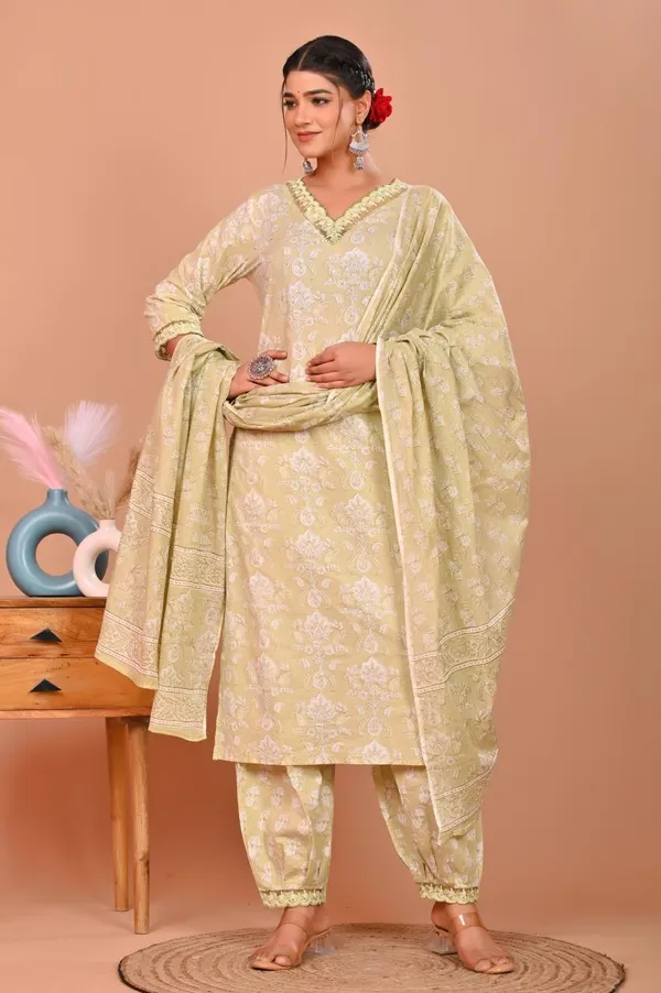 Pastel_Green_3_Piece_Cotton__Salwar_suit_&_Duppatta_Set