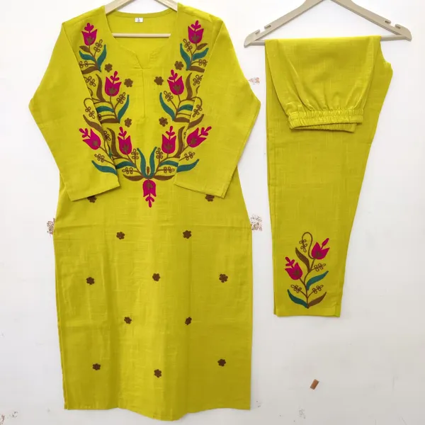 chic_Embroidered_Cotton_Kurta_and_Pant_Set_—_Two-Piece_Aari_Work_Ensemble_for_Effortless_Everyday_Style