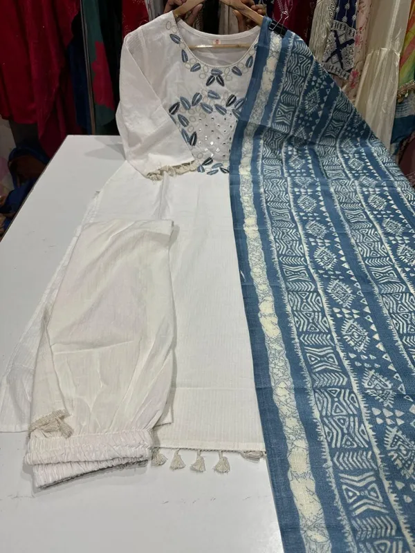 Beautiful_Pure_Cotton_Kurti_with_Pant_Set_with_Embroidery_Work