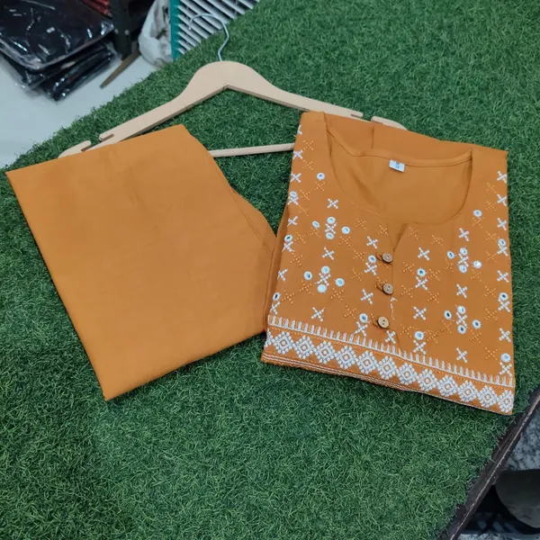 Women_Premium_Embroidered_Dhabu_Cotton_Kurta_Pant_Set