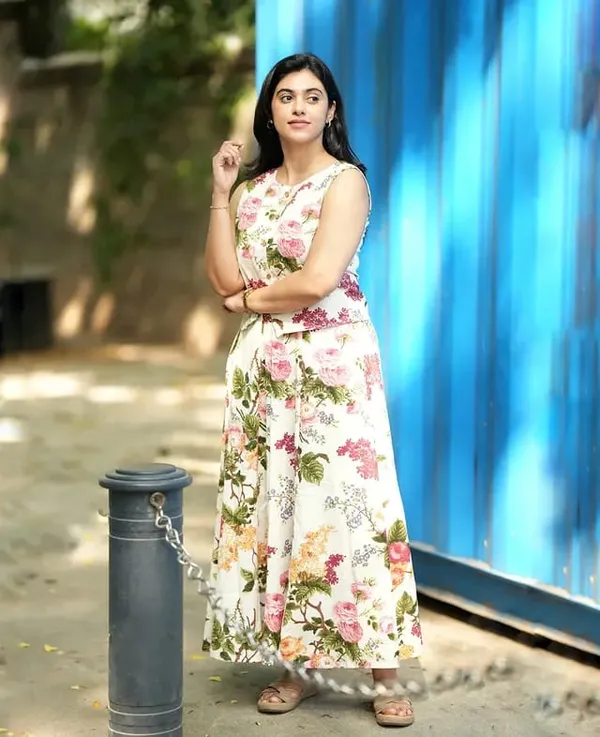 Women_Floral_Printed_Cotton_Top_and_Skirt_Set