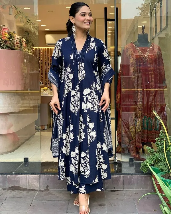 Blue_Printed_Cotton_Anarkali_Kurti_With_Palazzo_And_Dupatta_Set