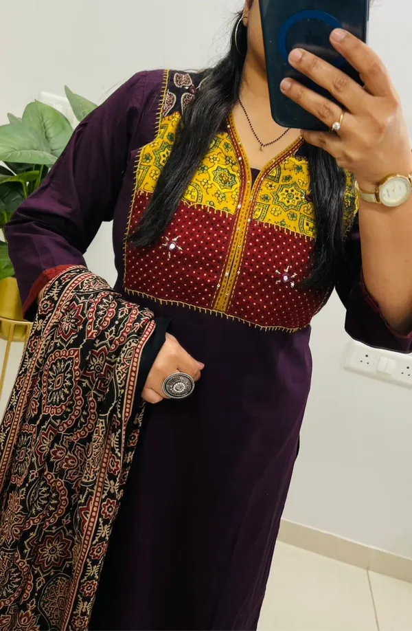 Women_Printed_Cotton_Kurta_Pant_Dupatta_Set