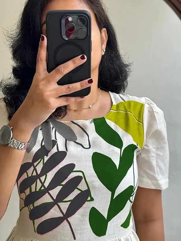 Beautiful_Floral_Print_Cotton_Flex_Midi_Kurti_For_Women