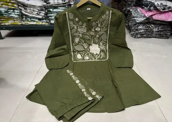 Women_Embroidered_Cotton_Co-Ord_Set