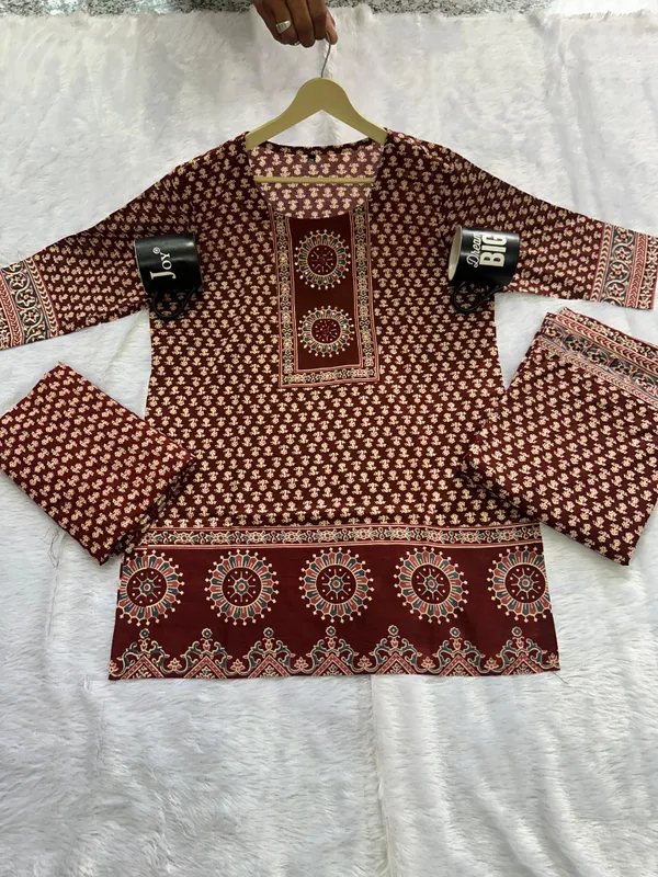 Women's_Premium_Cotton_Printed_Gopi_Kurti_Sharara_&_Malmal_Dupatta_Set