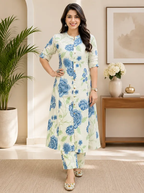 Women_Floral_Printed_Pure_Cotton_A-Line_Co-OBLU_Set_with_Ankle_Length_Pants