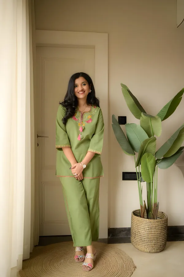 Stylish_embroidered_co-ord_set_with_tassel_detailing_and_coordinated_kurti_and_pant